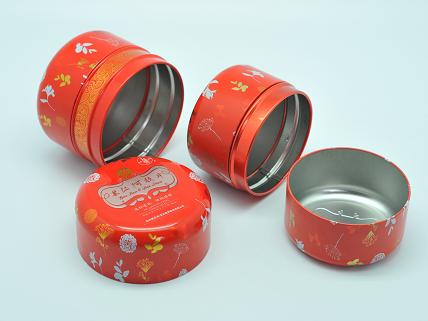 Round tin can collecting candy